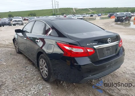 2016 Nissan Altima 2.5/2.5 S/2.5 Sl/2.5 Sr/2.5 Sv из США, поврежденный, VIN 1N4AL3AP3GN305536